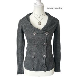 Y2K “Talula” Grey Knit Button-up Long Sleeve Sweater